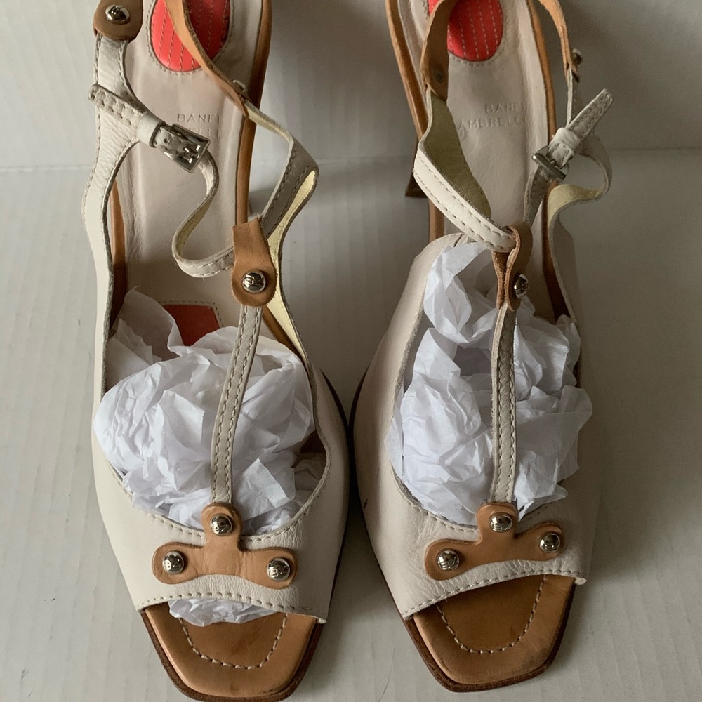 BANFI ZAMBRELLI Ivory Tan Studded Sandals Italy 9